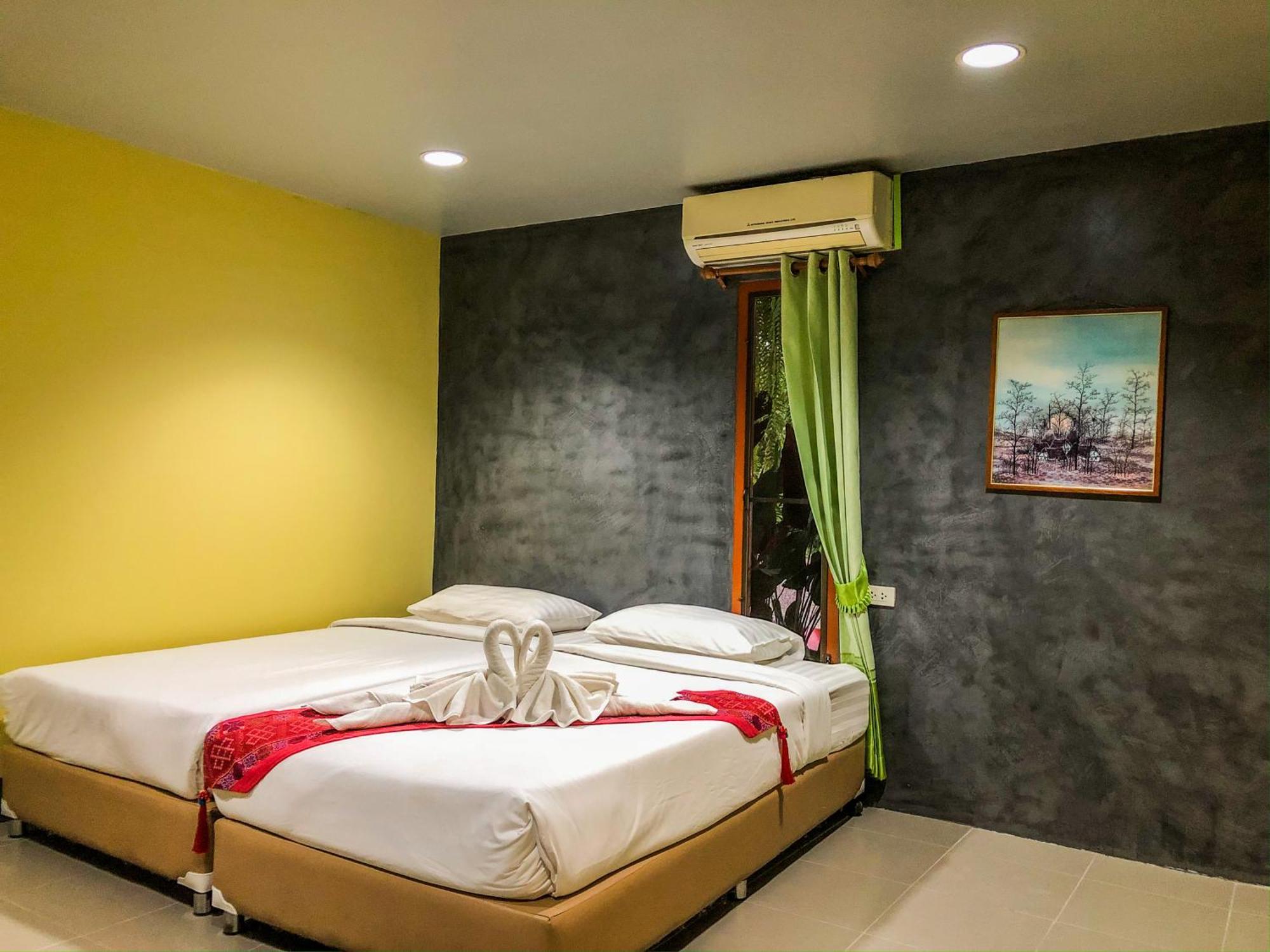 Huen San Fang Hotel โรงแรมเฮือนแสนฝาง 객실 사진